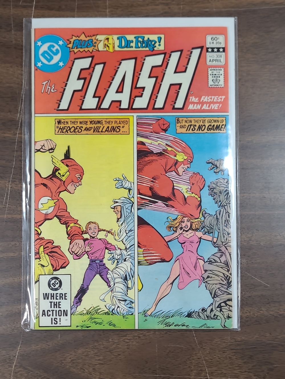 DC The Flash Comic Book #308 April Bagged
